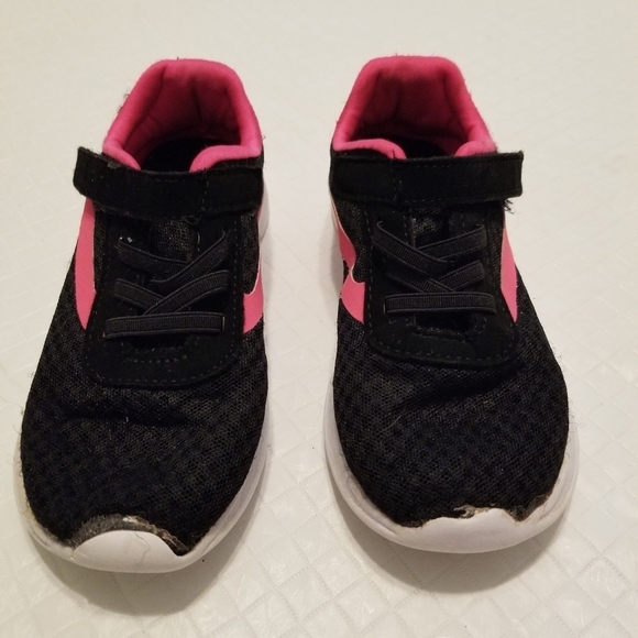 Girls black sneakers with pink trim US 11 - Picture 1 of 7